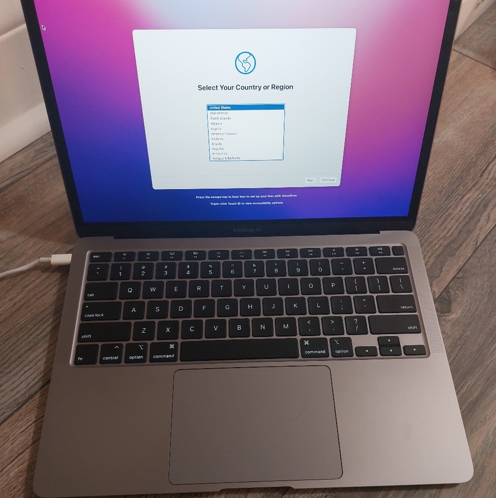 Macbook air 13in 256 GB Like new 2020